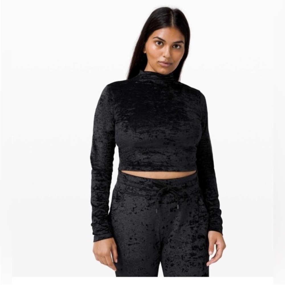 Lululemon All Aligned Mock Neck Crushed Velvet Long Sleeve Black, Size 10